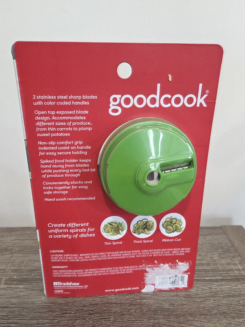 Goodcook Veggie Spiralizer 3 Blade, Hand-held, Make Your Own 3-in 1 Blade New.